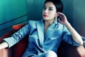 上百名股民排队起诉 赵薇夫妇得赔多少钱？